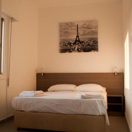 St. George Rent Rooms Larnaca Exterior photo