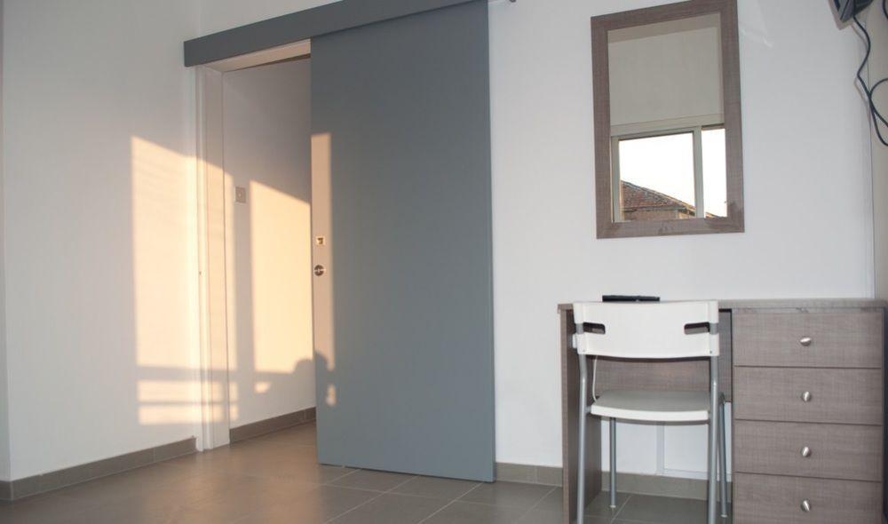 St. George Rent Rooms Larnaca Exterior photo