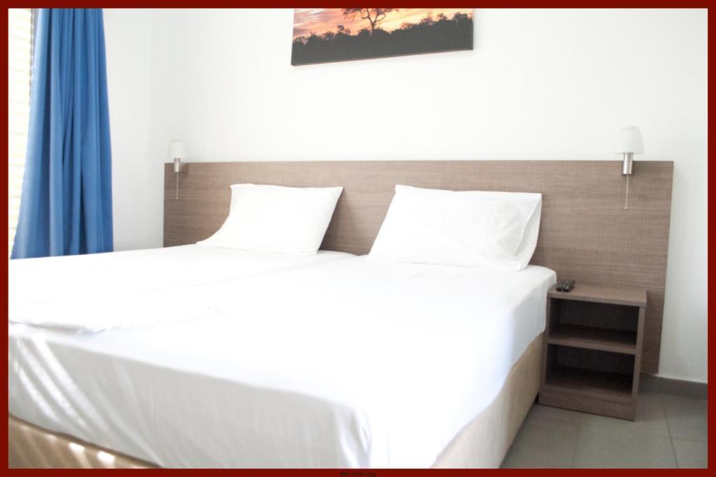 St. George Rent Rooms Larnaca Exterior photo
